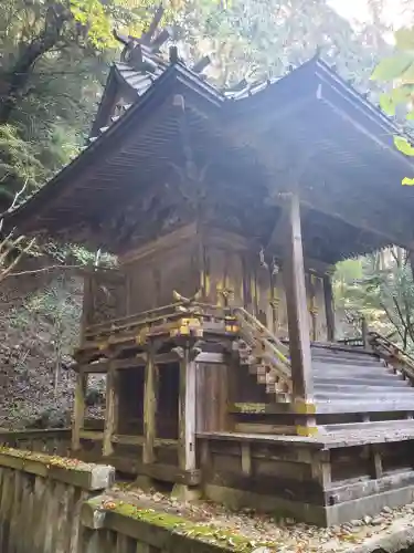 五所駒瀧神社の本殿