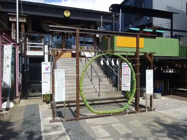 菊名神社の本殿・本堂