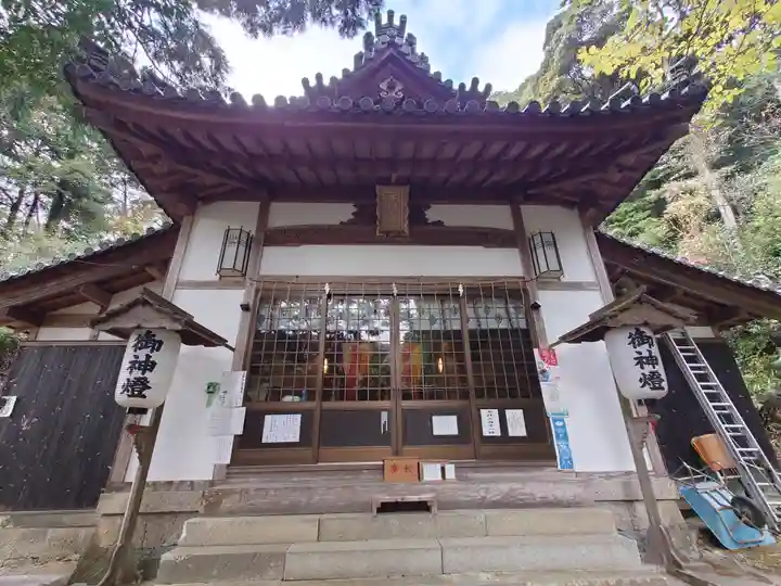 井関三神社の本殿・本堂