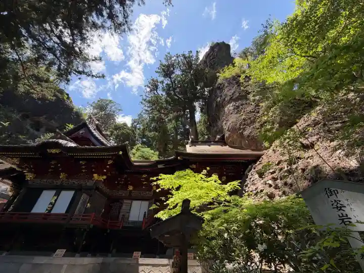 榛名神社の{uncategorized: "未分類", other: "その他", undefined: "問題あり", building: "その他建物", grave: "お墓", sacred_gate: "鳥居", guardian: "狛犬", statue: "像", buddha: "仏像", history: "歴史", nature: "自然", garden: "庭園", animal: "動物", pagoda: "塔", temizu: "手水舎", mountain_gate: "山門・神門", sanctuary: "本殿・本堂", subordinate: "末社・摂社", art: "芸術", scenery: "景色", jizo: "地蔵", ema: "絵馬", goshuin: "御朱印", omikuji: "おみくじ", items: "授与品その他", amulet: "お守り", goshuincho: "御朱印帳", eats: "食事", festival: "お祭り", votive_dance: "神楽", shichigosan: "七五三参", wedding: "結婚式", experience: "体験その他", initially: "初詣", around: "周辺", anti_infection: "感染症対策"}