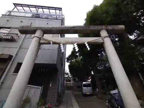 多田神社の鳥居