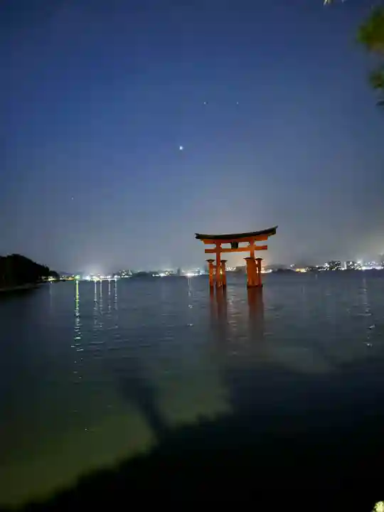 厳島神社(広島県)
