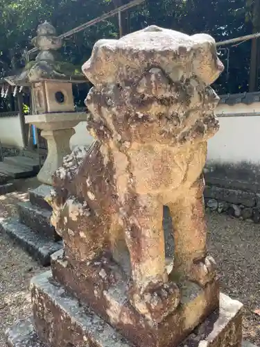 佐備神社の狛犬