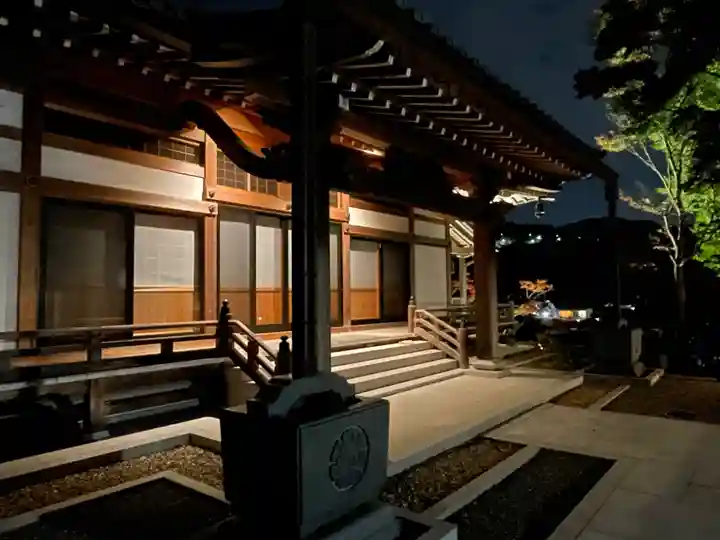 安楽院の本殿・本堂