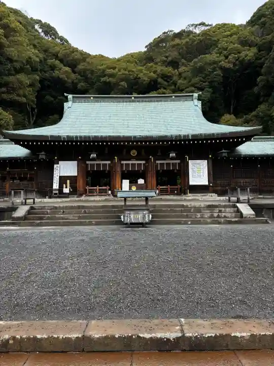 靜岡縣護國神社の{uncategorized: "未分類", other: "その他", undefined: "問題あり", building: "その他建物", grave: "お墓", sacred_gate: "鳥居", guardian: "狛犬", statue: "像", buddha: "仏像", history: "歴史", nature: "自然", garden: "庭園", animal: "動物", pagoda: "塔", temizu: "手水舎", mountain_gate: "山門・神門", sanctuary: "本殿・本堂", subordinate: "末社・摂社", art: "芸術", scenery: "景色", jizo: "地蔵", ema: "絵馬", goshuin: "御朱印", omikuji: "おみくじ", items: "授与品その他", amulet: "お守り", goshuincho: "御朱印帳", eats: "食事", festival: "お祭り", votive_dance: "神楽", shichigosan: "七五三参", wedding: "結婚式", experience: "体験その他", initially: "初詣", around: "周辺", anti_infection: "感染症対策"}