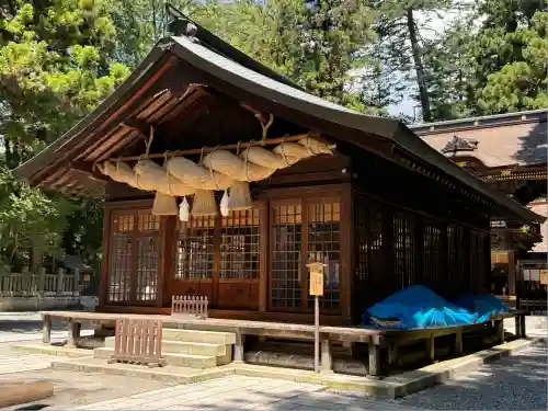 諏訪大社下社春宮(長野県)