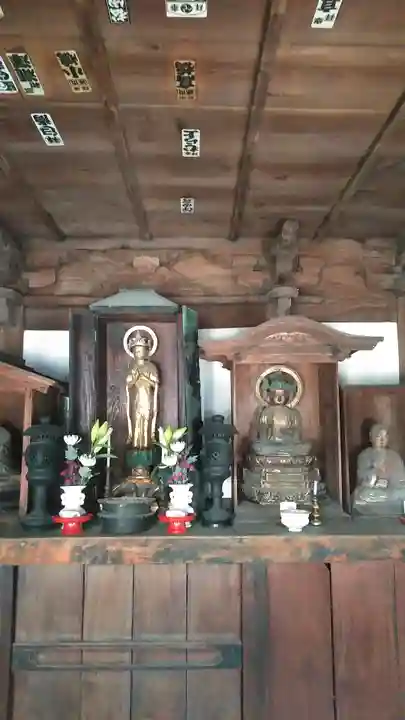 龍宮寺の本殿・本堂