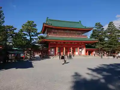 平安神宮の山門・神門