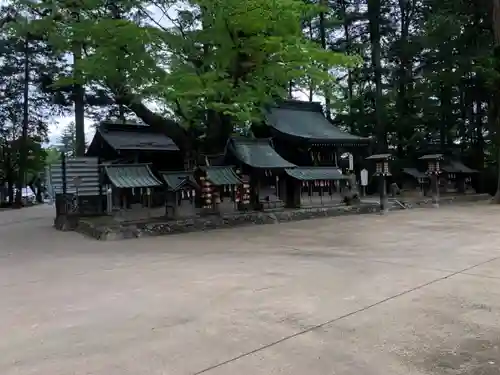 穂高神社本宮の末社