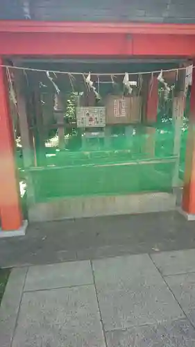 くまくま神社(導きの社 熊野町熊野神社)の手水舎