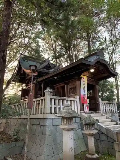 皇美麻神社の本殿