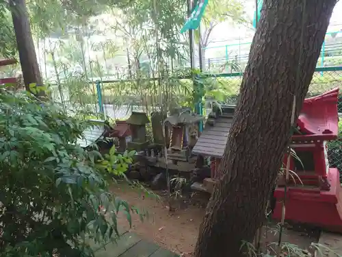 江北氷川神社の末社・摂社