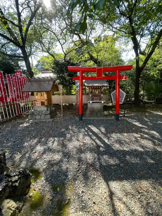 牟呂八幡宮の末社・摂社