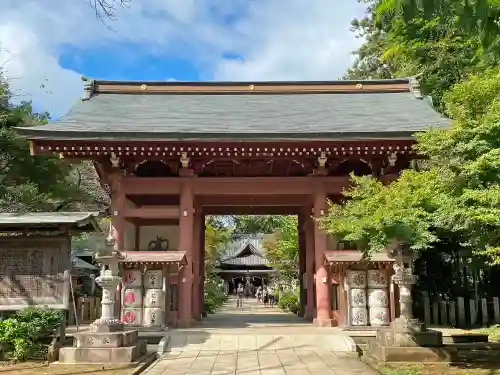 大宝八幡宮の山門