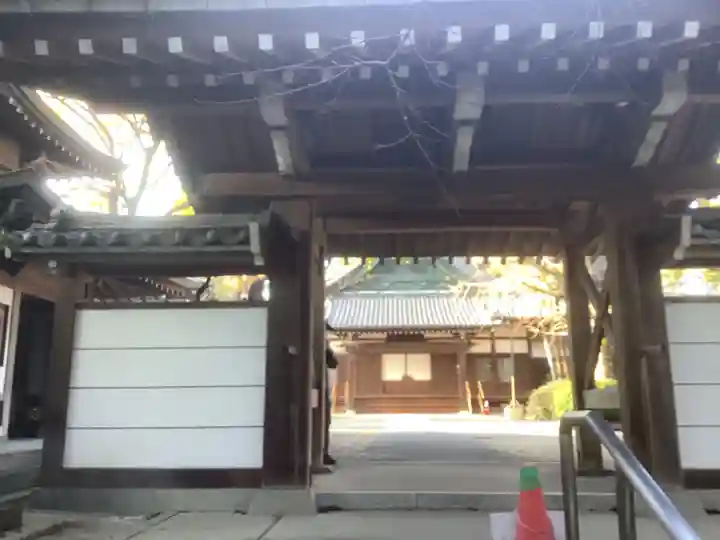 仏地院の山門・神門