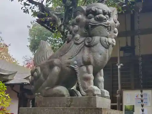 鷺神社の狛犬