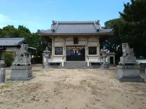 富田神社の本殿・本堂