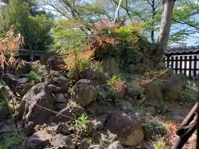 諏訪神社の本殿・本堂