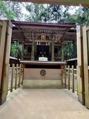 奥宮(鹿島神宮摂社)の{uncategorized: "未分類", other: "その他", undefined: "問題あり", building: "その他建物", grave: "お墓", sacred_gate: "鳥居", guardian: "狛犬", statue: "像", buddha: "仏像", history: "歴史", nature: "自然", garden: "庭園", animal: "動物", pagoda: "塔", temizu: "手水舎", mountain_gate: "山門・神門", sanctuary: "本殿・本堂", subordinate: "末社・摂社", art: "芸術", scenery: "景色", jizo: "地蔵", ema: "絵馬", goshuin: "御朱印", omikuji: "おみくじ", items: "授与品その他", amulet: "お守り", goshuincho: "御朱印帳", eats: "食事", festival: "お祭り", votive_dance: "神楽", shichigosan: "七五三参", wedding: "結婚式", experience: "体験その他", initially: "初詣", around: "周辺", anti_infection: "感染症対策"}