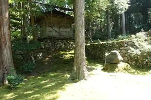 若狭神宮寺の建物その他