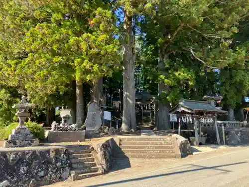 乙事諏訪神社のその他建物