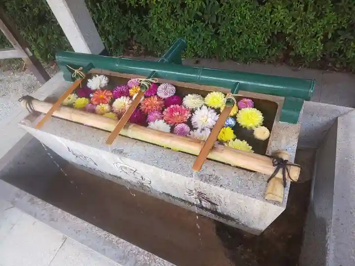 伊和志津神社の手水舎