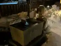 湯前薬師如来堂の{uncategorized: "未分類", other: "その他", undefined: "問題あり", building: "その他建物", grave: "お墓", sacred_gate: "鳥居", guardian: "狛犬", statue: "像", buddha: "仏像", history: "歴史", nature: "自然", garden: "庭園", animal: "動物", pagoda: "塔", temizu: "手水舎", mountain_gate: "山門・神門", sanctuary: "本殿・本堂", subordinate: "末社・摂社", art: "芸術", scenery: "景色", jizo: "地蔵", ema: "絵馬", goshuin: "御朱印", omikuji: "おみくじ", items: "授与品その他", amulet: "お守り", goshuincho: "御朱印帳", eats: "食事", festival: "お祭り", votive_dance: "神楽", shichigosan: "七五三参", wedding: "結婚式", experience: "体験その他", initially: "初詣", around: "周辺", anti_infection: "感染症対策"}