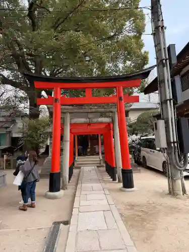 藤森神社の{uncategorized: "未分類", other: "その他", undefined: "問題あり", building: "その他建物", grave: "お墓", sacred_gate: "鳥居", guardian: "狛犬", statue: "像", buddha: "仏像", history: "歴史", nature: "自然", garden: "庭園", animal: "動物", pagoda: "塔", temizu: "手水舎", mountain_gate: "山門・神門", sanctuary: "本殿・本堂", subordinate: "末社・摂社", art: "芸術", scenery: "景色", jizo: "地蔵", ema: "絵馬", goshuin: "御朱印", omikuji: "おみくじ", items: "授与品その他", amulet: "お守り", goshuincho: "御朱印帳", eats: "食事", festival: "お祭り", votive_dance: "神楽", shichigosan: "七五三参", wedding: "結婚式", experience: "体験その他", initially: "初詣", around: "周辺", anti_infection: "感染症対策"}