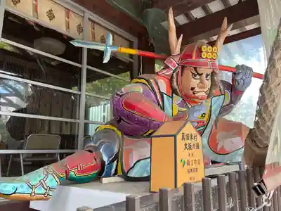 真田山 三光神社の像