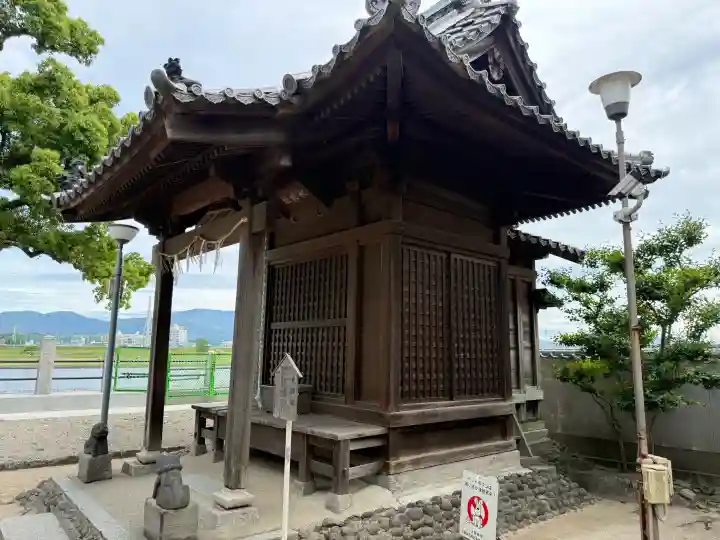 水天宮の{uncategorized: "未分類", other: "その他", undefined: "問題あり", building: "その他建物", grave: "お墓", sacred_gate: "鳥居", guardian: "狛犬", statue: "像", buddha: "仏像", history: "歴史", nature: "自然", garden: "庭園", animal: "動物", pagoda: "塔", temizu: "手水舎", mountain_gate: "山門・神門", sanctuary: "本殿・本堂", subordinate: "末社・摂社", art: "芸術", scenery: "景色", jizo: "地蔵", ema: "絵馬", goshuin: "御朱印", omikuji: "おみくじ", items: "授与品その他", amulet: "お守り", goshuincho: "御朱印帳", eats: "食事", festival: "お祭り", votive_dance: "神楽", shichigosan: "七五三参", wedding: "結婚式", experience: "体験その他", initially: "初詣", around: "周辺", anti_infection: "感染症対策"}