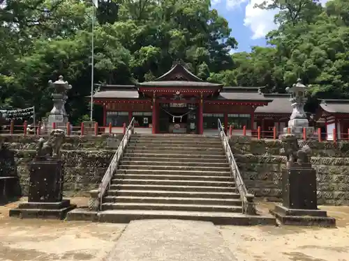 蒲生八幡神社の本殿