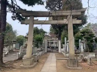 護国寺の鳥居