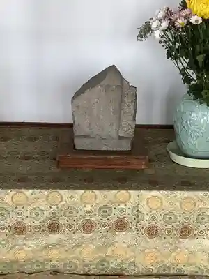 金白龍神・千手観音堂の地蔵