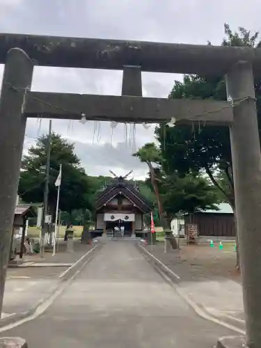石山神社の{uncategorized: "未分類", other: "その他", undefined: "問題あり", building: "その他建物", grave: "お墓", sacred_gate: "鳥居", guardian: "狛犬", statue: "像", buddha: "仏像", history: "歴史", nature: "自然", garden: "庭園", animal: "動物", pagoda: "塔", temizu: "手水舎", mountain_gate: "山門・神門", sanctuary: "本殿・本堂", subordinate: "末社・摂社", art: "芸術", scenery: "景色", jizo: "地蔵", ema: "絵馬", goshuin: "御朱印", omikuji: "おみくじ", items: "授与品その他", amulet: "お守り", goshuincho: "御朱印帳", eats: "食事", festival: "お祭り", votive_dance: "神楽", shichigosan: "七五三参", wedding: "結婚式", experience: "体験その他", initially: "初詣", around: "周辺", anti_infection: "感染症対策"}