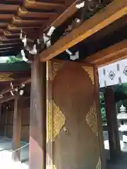 荻窪八幡神社の山門