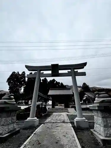 阿蘇白水龍神權現～白蛇神社～(熊本県)