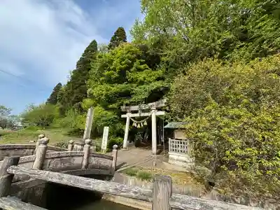 日本唯一香辛料の神 波自加彌神社の{uncategorized: "未分類", other: "その他", undefined: "問題あり", building: "その他建物", grave: "お墓", sacred_gate: "鳥居", guardian: "狛犬", statue: "像", buddha: "仏像", history: "歴史", nature: "自然", garden: "庭園", animal: "動物", pagoda: "塔", temizu: "手水舎", mountain_gate: "山門・神門", sanctuary: "本殿・本堂", subordinate: "末社・摂社", art: "芸術", scenery: "景色", jizo: "地蔵", ema: "絵馬", goshuin: "御朱印", omikuji: "おみくじ", items: "授与品その他", amulet: "お守り", goshuincho: "御朱印帳", eats: "食事", festival: "お祭り", votive_dance: "神楽", shichigosan: "七五三参", wedding: "結婚式", experience: "体験その他", initially: "初詣", around: "周辺", anti_infection: "感染症対策"}