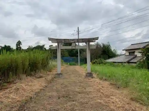 腹旅八幡神社の鳥居