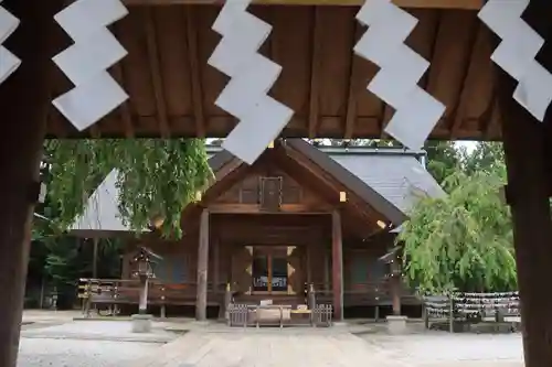 開成山大神宮の本殿・本堂