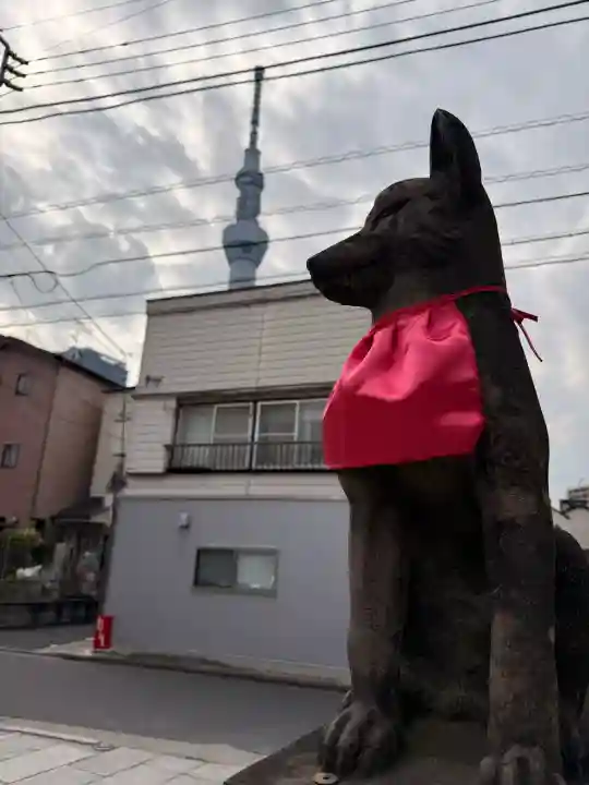 飛木稲荷神社の{uncategorized: "未分類", other: "その他", undefined: "問題あり", building: "その他建物", grave: "お墓", sacred_gate: "鳥居", guardian: "狛犬", statue: "像", buddha: "仏像", history: "歴史", nature: "自然", garden: "庭園", animal: "動物", pagoda: "塔", temizu: "手水舎", mountain_gate: "山門・神門", sanctuary: "本殿・本堂", subordinate: "末社・摂社", art: "芸術", scenery: "景色", jizo: "地蔵", ema: "絵馬", goshuin: "御朱印", omikuji: "おみくじ", items: "授与品その他", amulet: "お守り", goshuincho: "御朱印帳", eats: "食事", festival: "お祭り", votive_dance: "神楽", shichigosan: "七五三参", wedding: "結婚式", experience: "体験その他", initially: "初詣", around: "周辺", anti_infection: "感染症対策"}