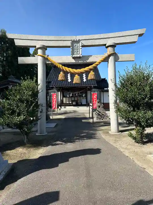 吉倉八幡宮の鳥居