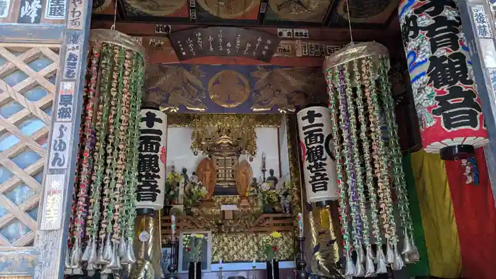 定林寺の本殿・本堂