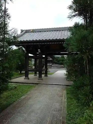 金剛寺の山門