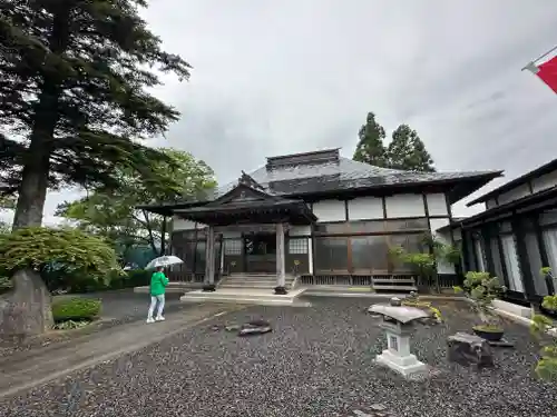 日祥山　綱正寺　置賜二十八番札所の本殿