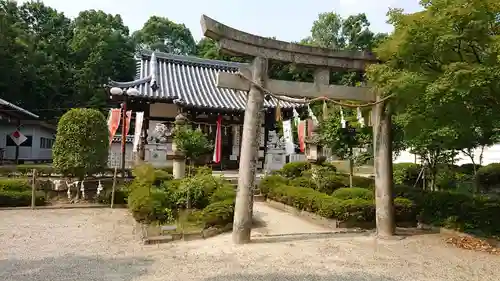 壺井八幡宮の鳥居