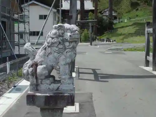 鵜住神社の狛犬