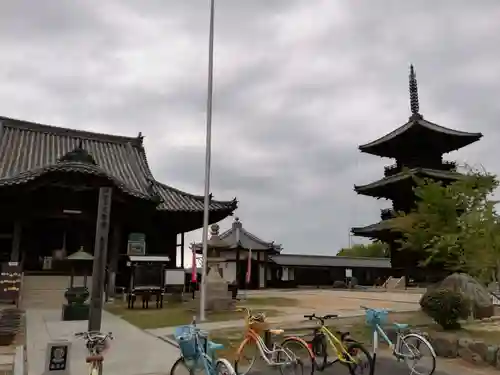 餘慶寺の本殿