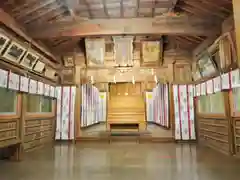 鎮懐石八幡宮の本殿