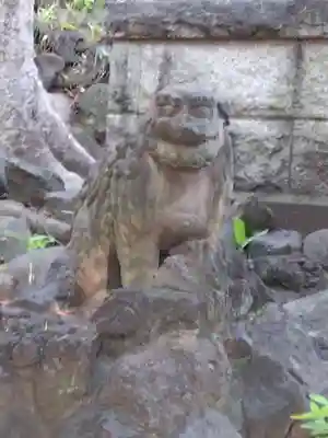 鳩森八幡神社の狛犬