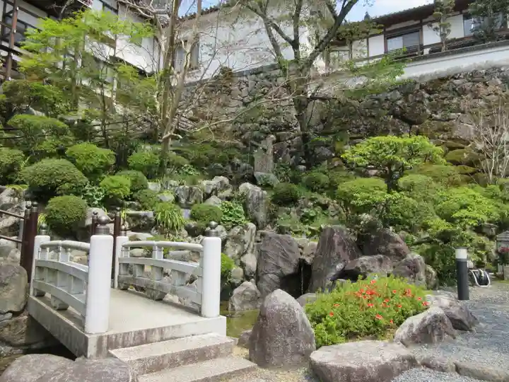 岡寺(龍蓋寺)の庭園